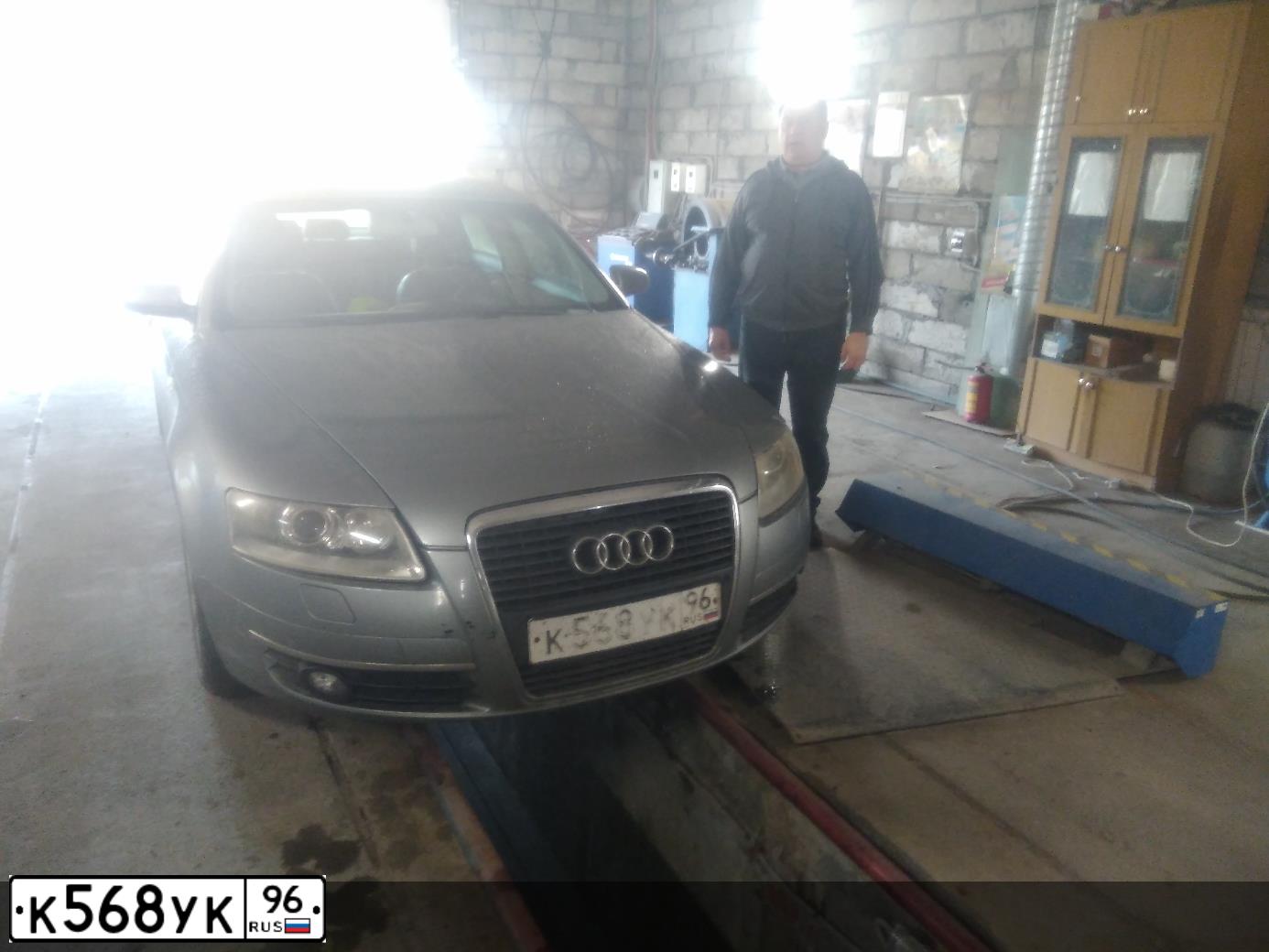Фото автомобиля AUDI A6, 2007 — госномер К568УК96. Цвет: СЕРЫЙ