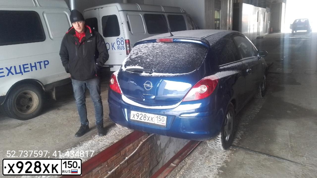 Фото автомобиля MERCEDES-BENZ GLA200, 2013 — госномер Р060ТО58. Цвет: Белый