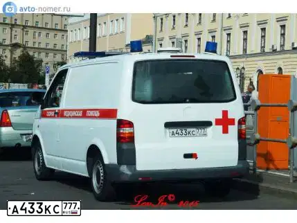 Фото автомобиля VOLKSWAGEN TRANSPORTER, 2008 — госномер А433КС777. Цвет: ЦВ.СХА1ГОСТ50574-02