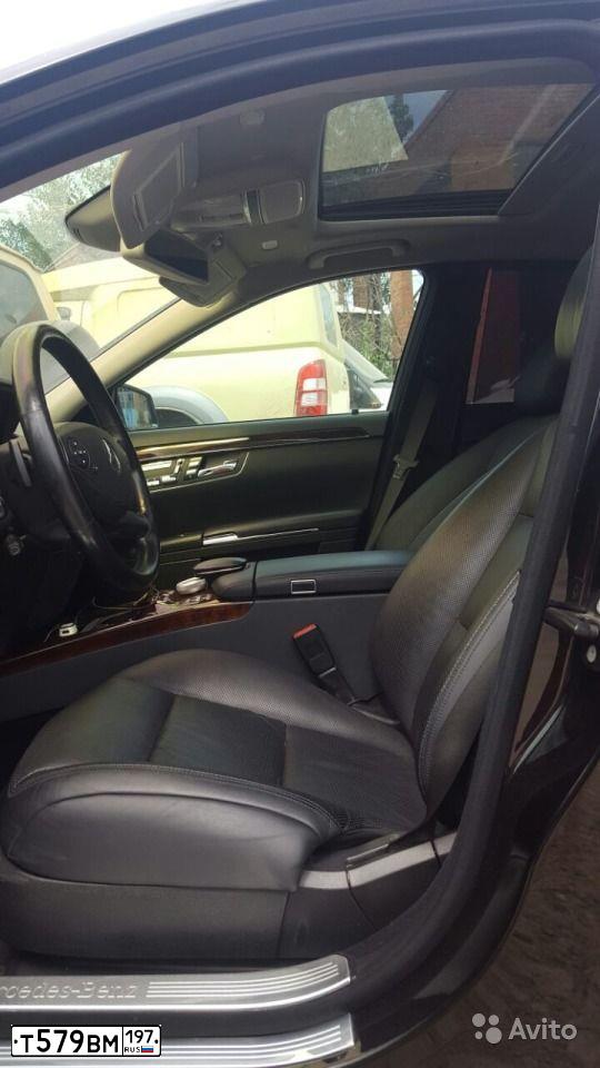 Фото автомобиля MERCEDES S-KLASSE, 2010 — госномер В955ЕК09. Цвет: ЧЕРНЫЙ