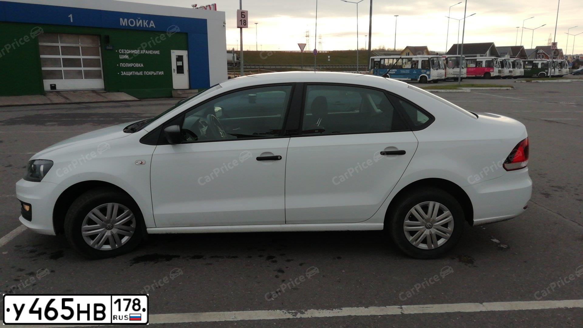 Фото автомобиля VOLKSWAGEN POLO, 2016 — госномер В018ОМ198. Цвет: Белый