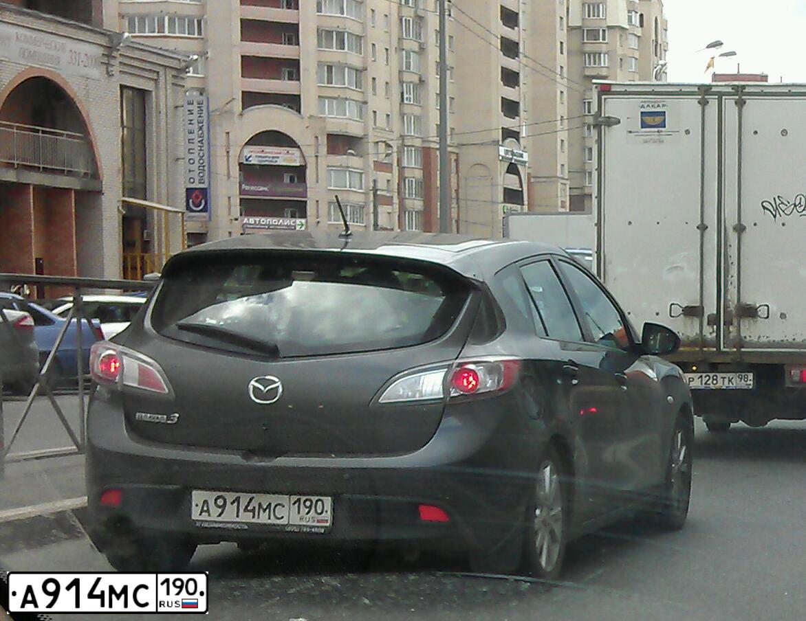 Фото автомобиля MAZDA 3, 2011 — госномер А914МС190. Цвет: СЕРЫЙ ТЕМНЫЙ