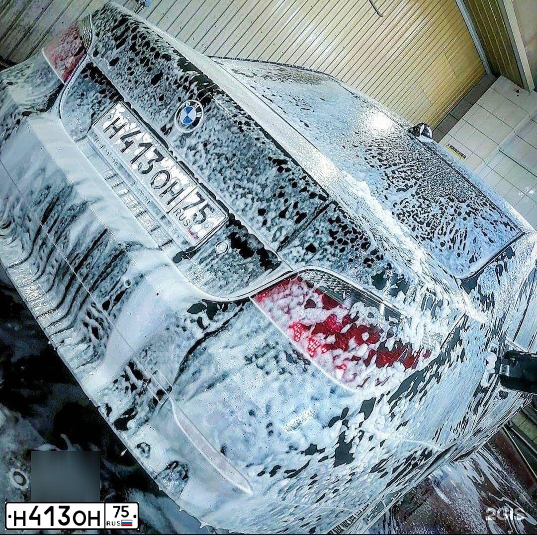 Фото автомобиля BMW SERIE 5, 2004 — госномер Н413ОН75. Цвет: ЧЕРНЫЙ