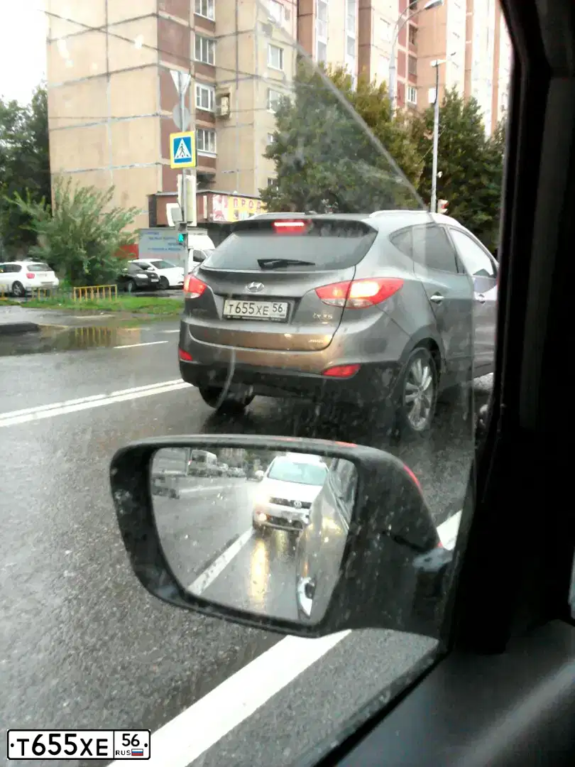 Фото автомобиля HYUNDAI IX35, 2013 — госномер Т655ХЕ56
