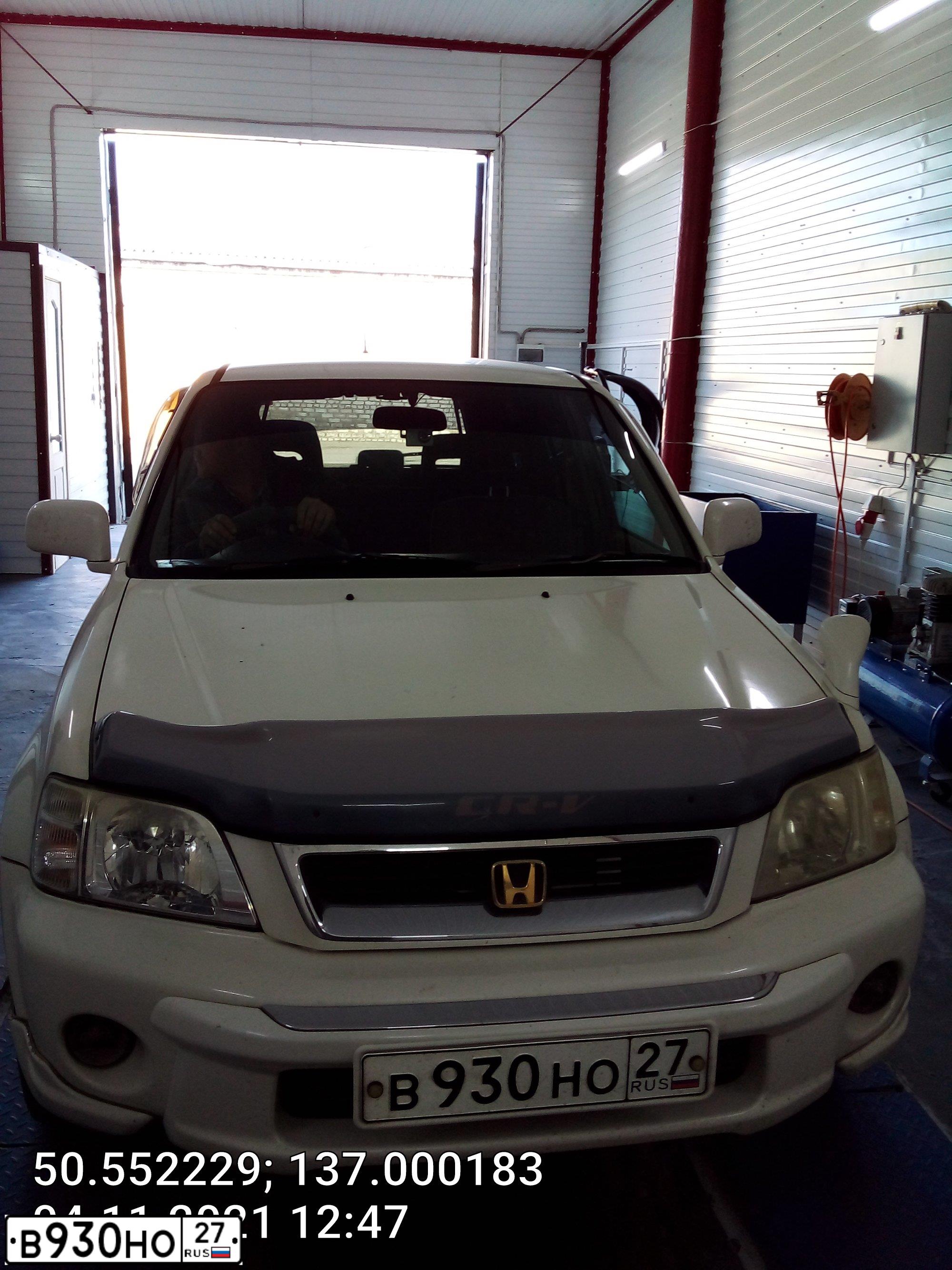 Фото автомобиля HONDA CR-V, 1999 — госномер В930НО27
