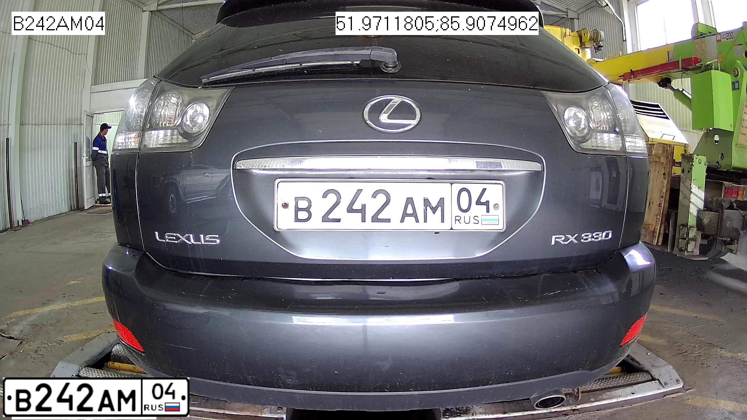 Фото автомобиля LEXUS RX, 2003 — госномер В242АМ04. Цвет: ЧЕРНЫЙ