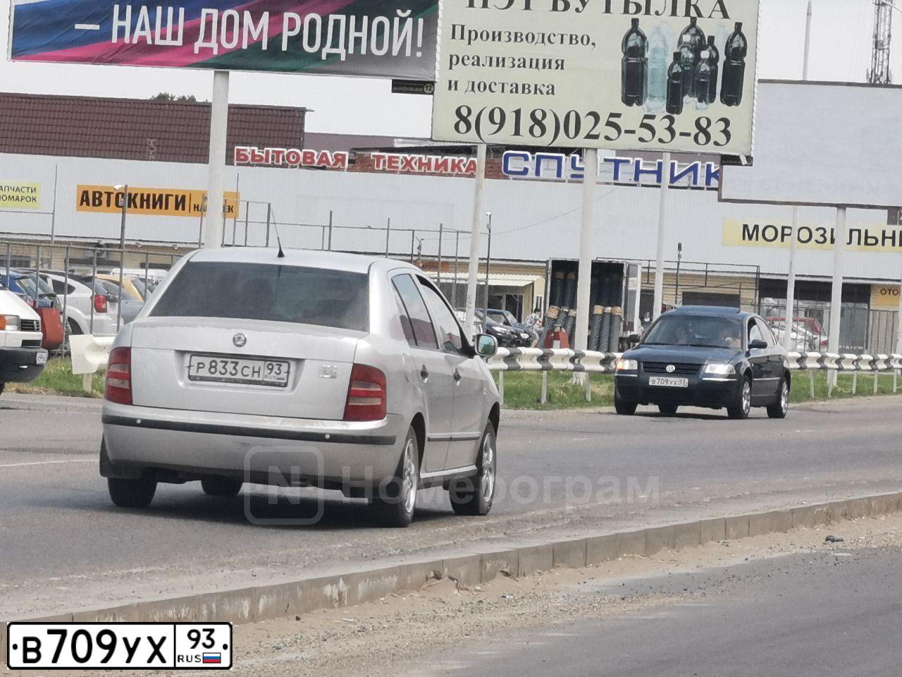 Фото автомобиля VOLKSWAGEN PASSAT, 2001 — госномер В093ХА185. Цвет: Серо-Синий