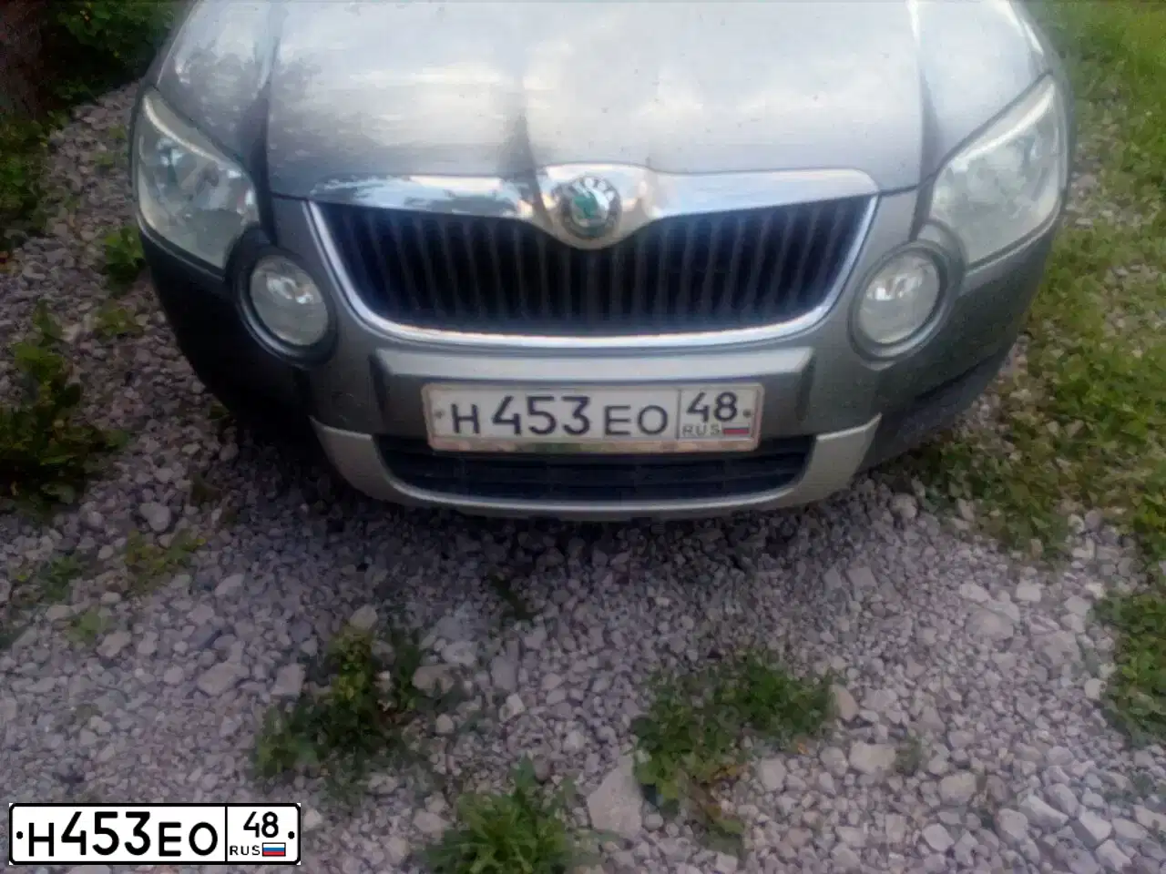 Фото автомобиля SKODA YETI, 2011 — госномер У047НН136