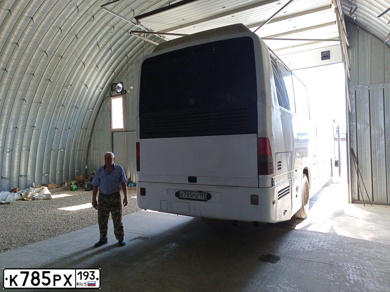 Фото автомобиля MERCEDES O 403, 2000 — госномер К785РХ193. Цвет: Белый