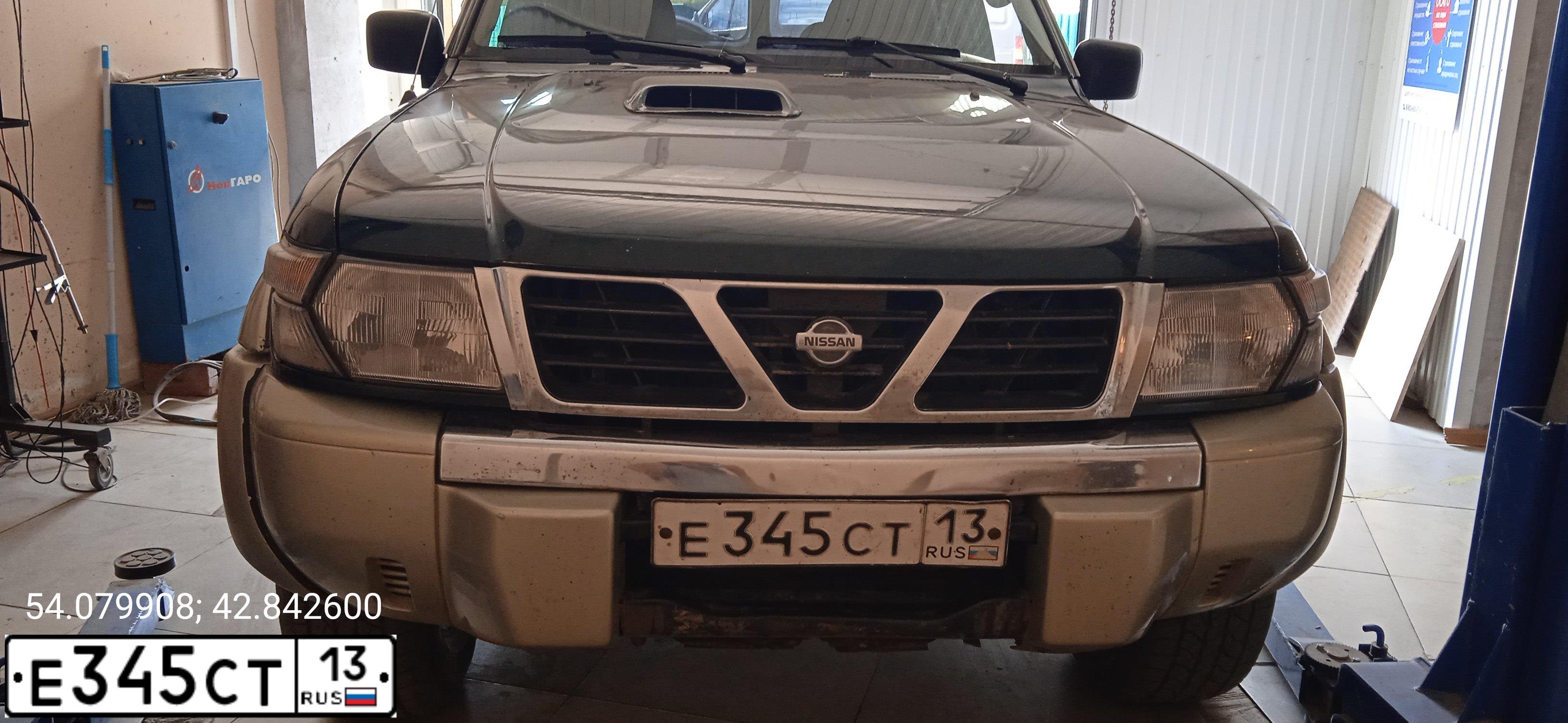 Фото автомобиля NISSAN PATROL, 2000 — госномер А007РН152. Цвет: ЗЕЛЕНЫЙ
