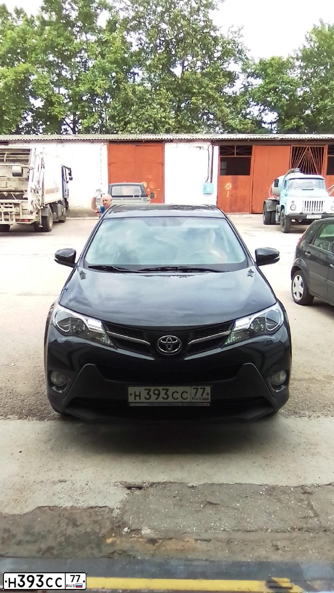 Фото автомобиля TOYOTA RAV4, 2012 — госномер О457ОН193. Цвет: ЧЕРНЫЙ