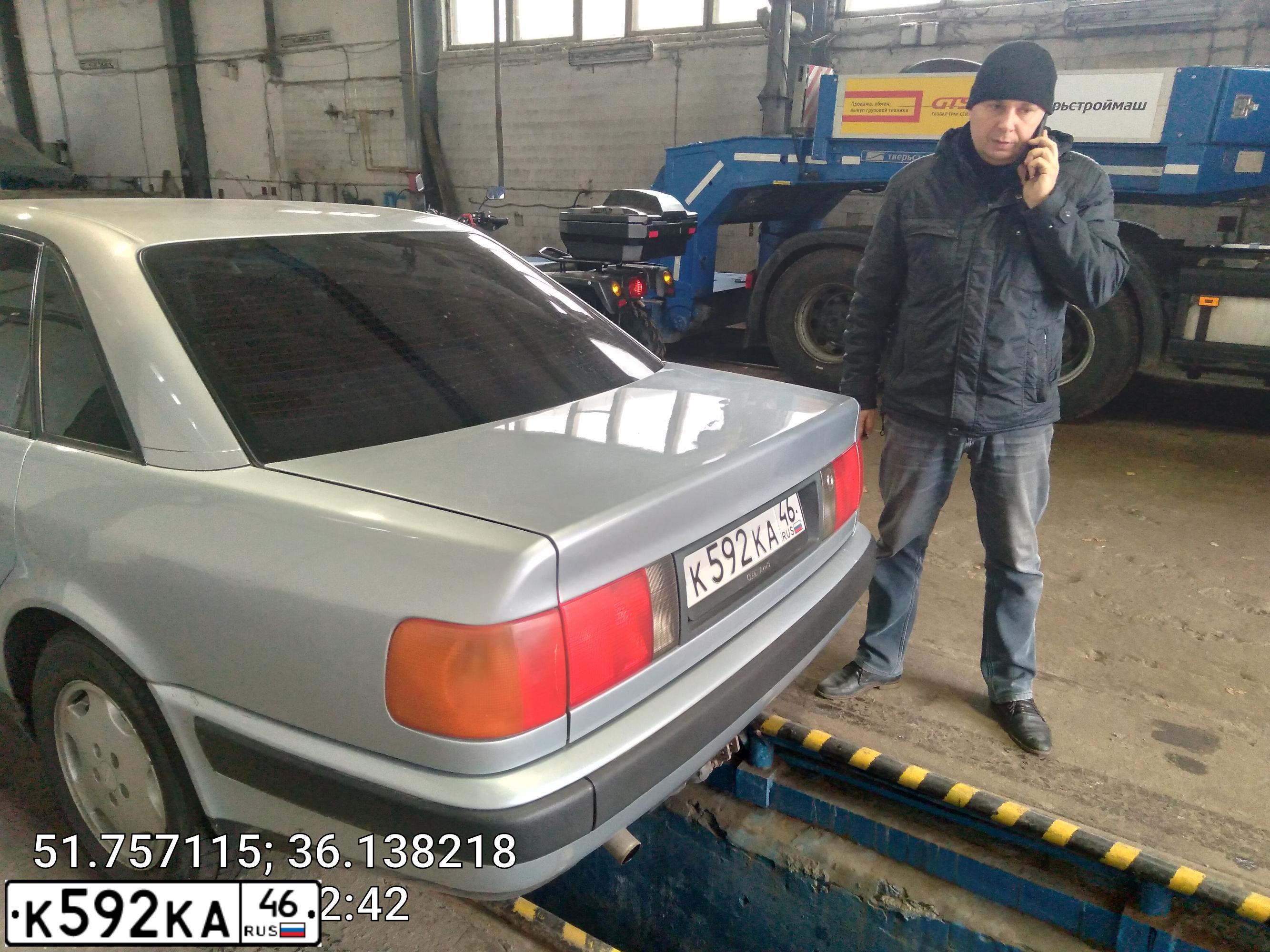 Фото автомобиля AUDI 100, 1985 — госномер К592КА46. Цвет: СЕРЫЙ МЕТАЛЛИК