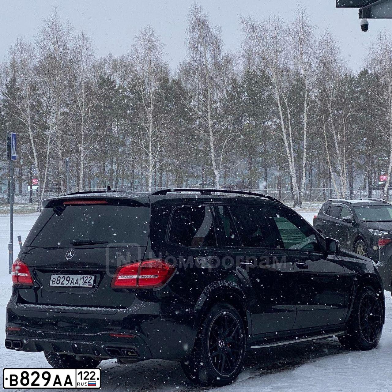 Фото автомобиля MERCEDES GLS-KLASSE, 2017 — госномер В829АА122. Цвет: ЧЕРНЫЙ