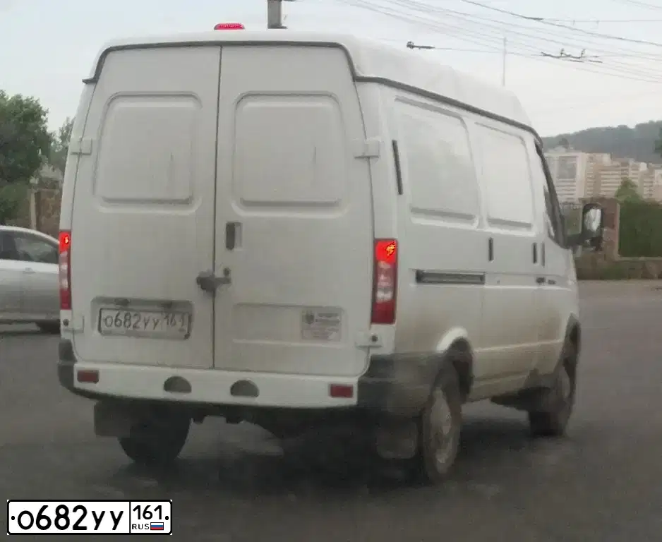 Фото автомобиля GAZ Z 2752 SOBOL, 2016 — госномер О682УУ161. Цвет: Белый