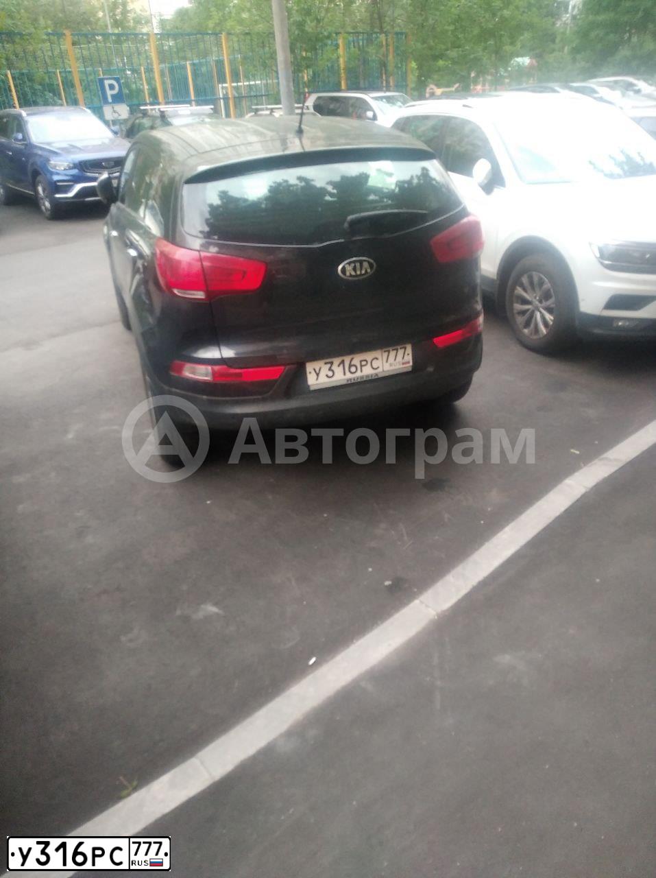 Фото автомобиля KIA SPORTAGE, 2015 — госномер У316РС777. Цвет: ЧЕРНЫЙ ПЕРЛАМУТР