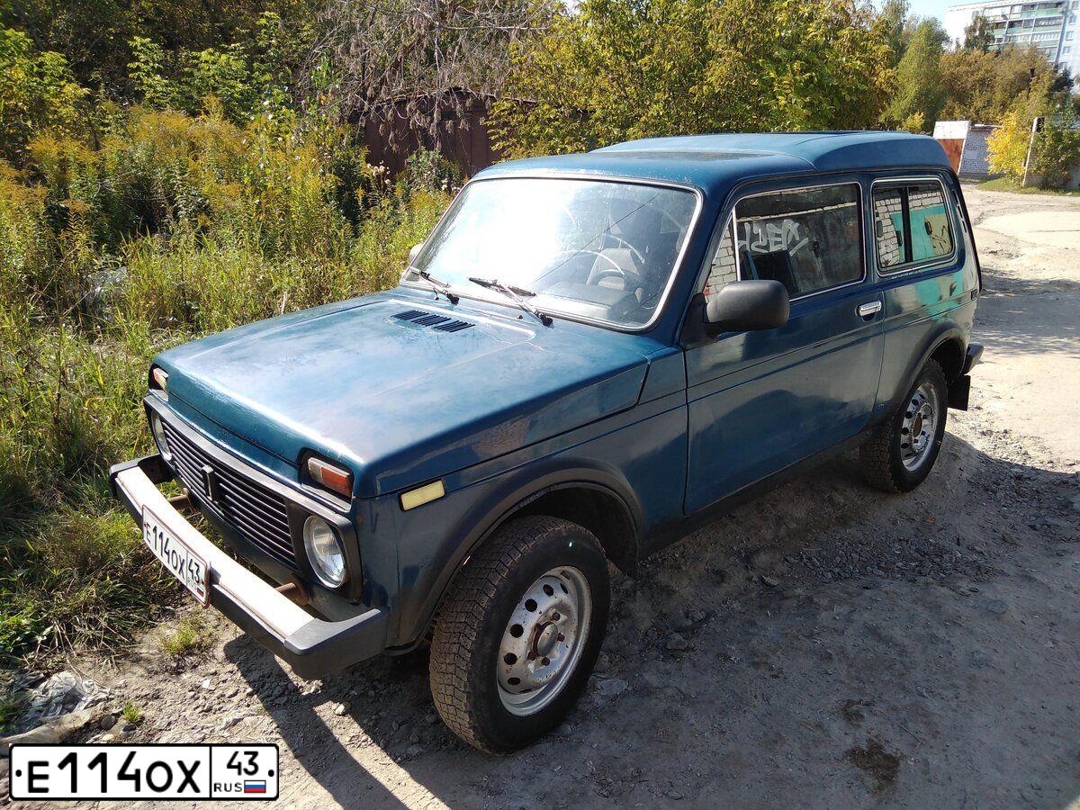 Фото автомобиля LADA 2112, 2001 — госномер Н737ВС43. Цвет: синий
