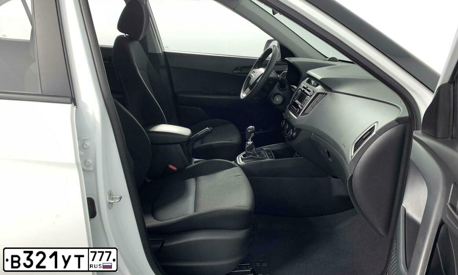 Фото автомобиля HYUNDAI CRETA, 2017 — госномер С787КН57. Цвет: Белый