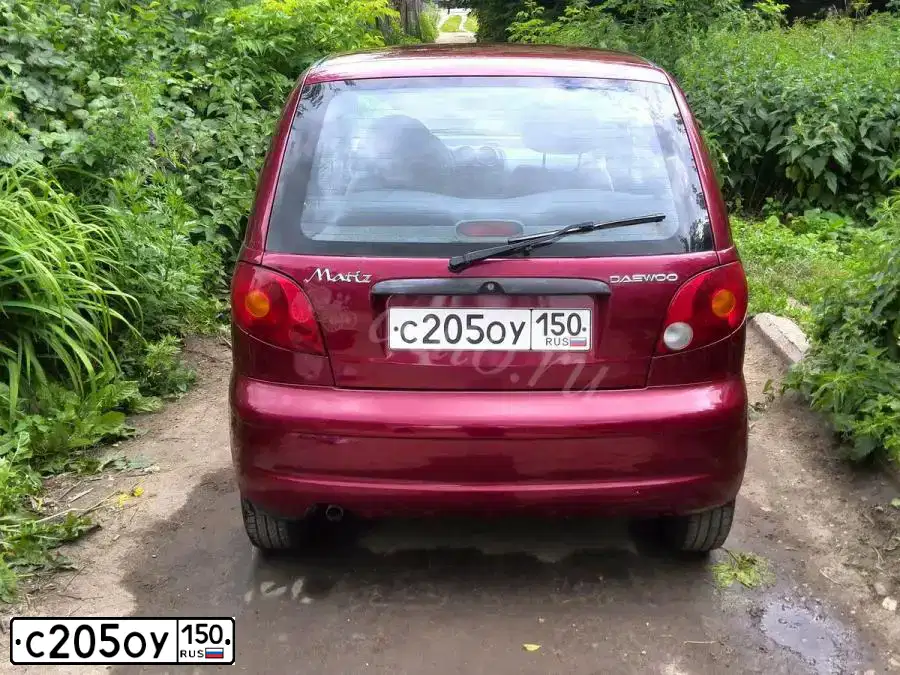 Фото автомобиля DAEWOO MATIZ, 2007 — госномер О428ЕУ790. Цвет: Красный