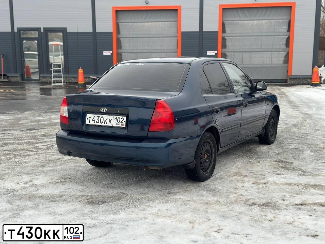 Фото автомобиля TAGAZ ACCENT, 2008 — госномер Т430КК102. Цвет: синий