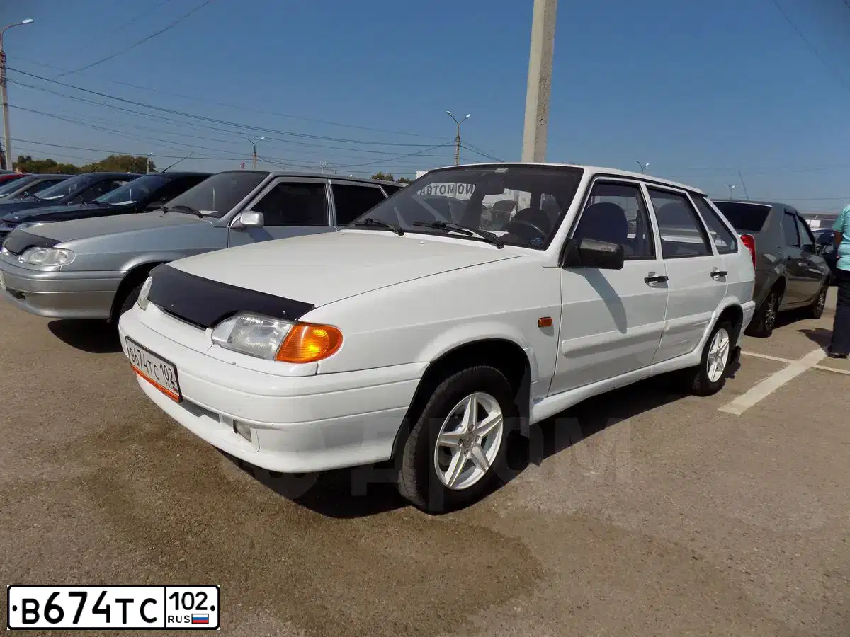 Фото автомобиля LADA 2114 SAMARA, 2010 — госномер В674ТС102. Цвет: Белый