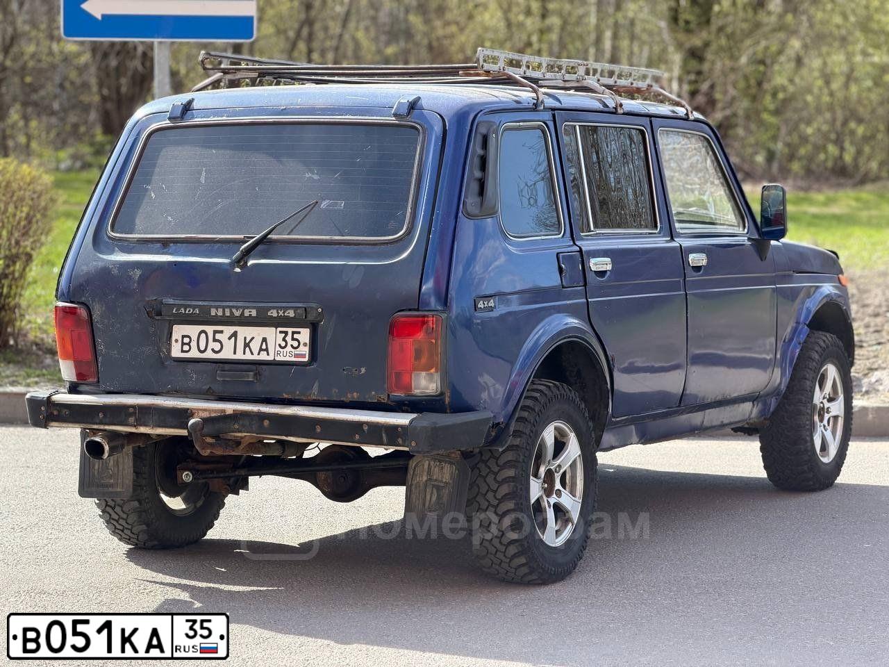 Фото автомобиля LADA 2131 NIVA, 2002 — госномер В051КА35. Цвет: СИНИЙ ОКЕАН