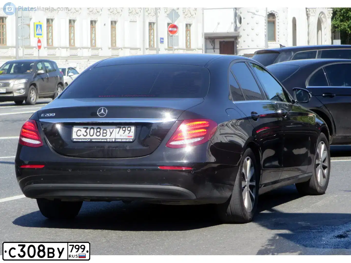 Фото автомобиля MERCEDES E-KLASSE, 2016 — госномер С308ВУ799. Цвет: ЧЕРНЫЙ