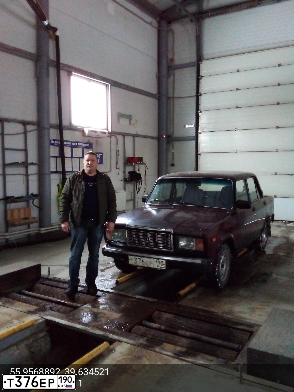 Фото автомобиля LADA 2107, 2010 — госномер Т376ЕР190. Цвет: ВИШНЕВЫЙ ТЕМНЫЙ