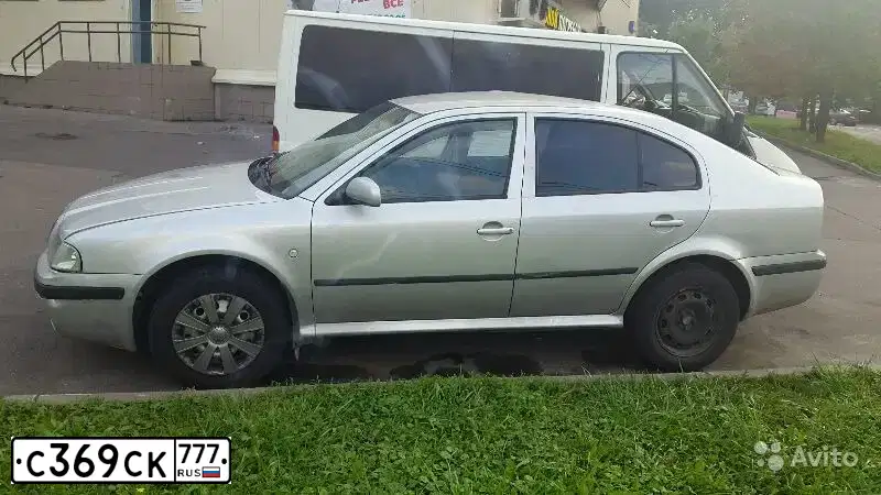 Фото автомобиля FORD FOCUS, 2005 — госномер М699АХ177. Цвет: СЕРО-ГОЛУБОЙ