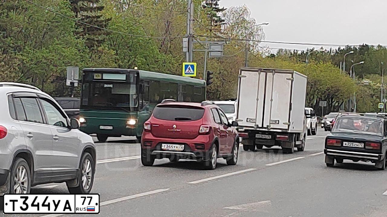 Фото автомобиля HONDA ACCORD, 2013 — госномер Т344УА77