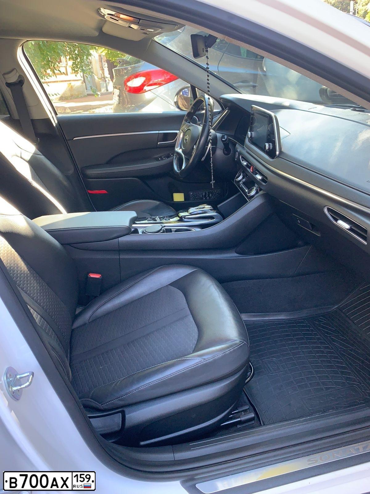 Фото автомобиля VOLVO XC90, 2007 — госномер В700АХ159. Цвет: ЧЕРНЫЙ
