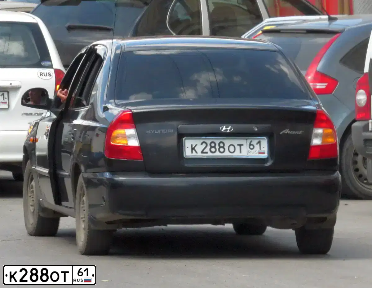 Фото автомобиля TAGAZ ACCENT, 2006 — госномер М669АМ193. Цвет: ЧЕРНЫЙ