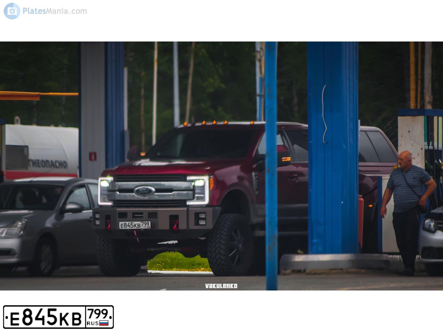 Фото автомобиля FORD F-SERIE, 2018 — госномер Е845КВ799. Цвет: КРАСНЫЙ