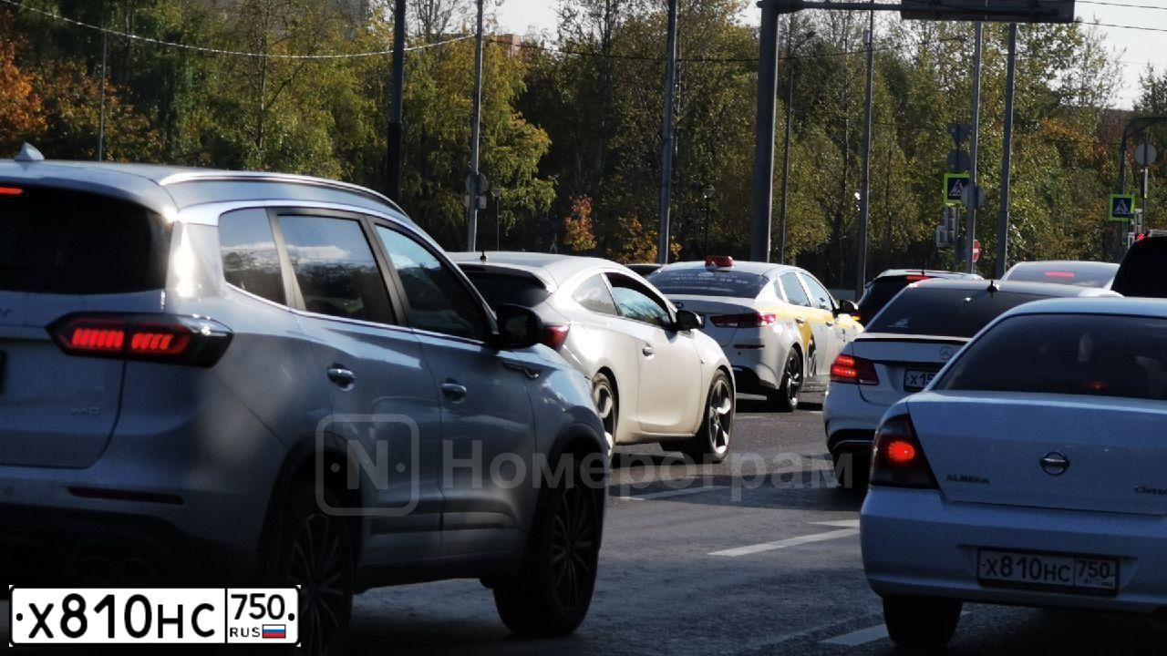 Фото автомобиля NISSAN ALMERA, 2007 — госномер О697ЕЕ550