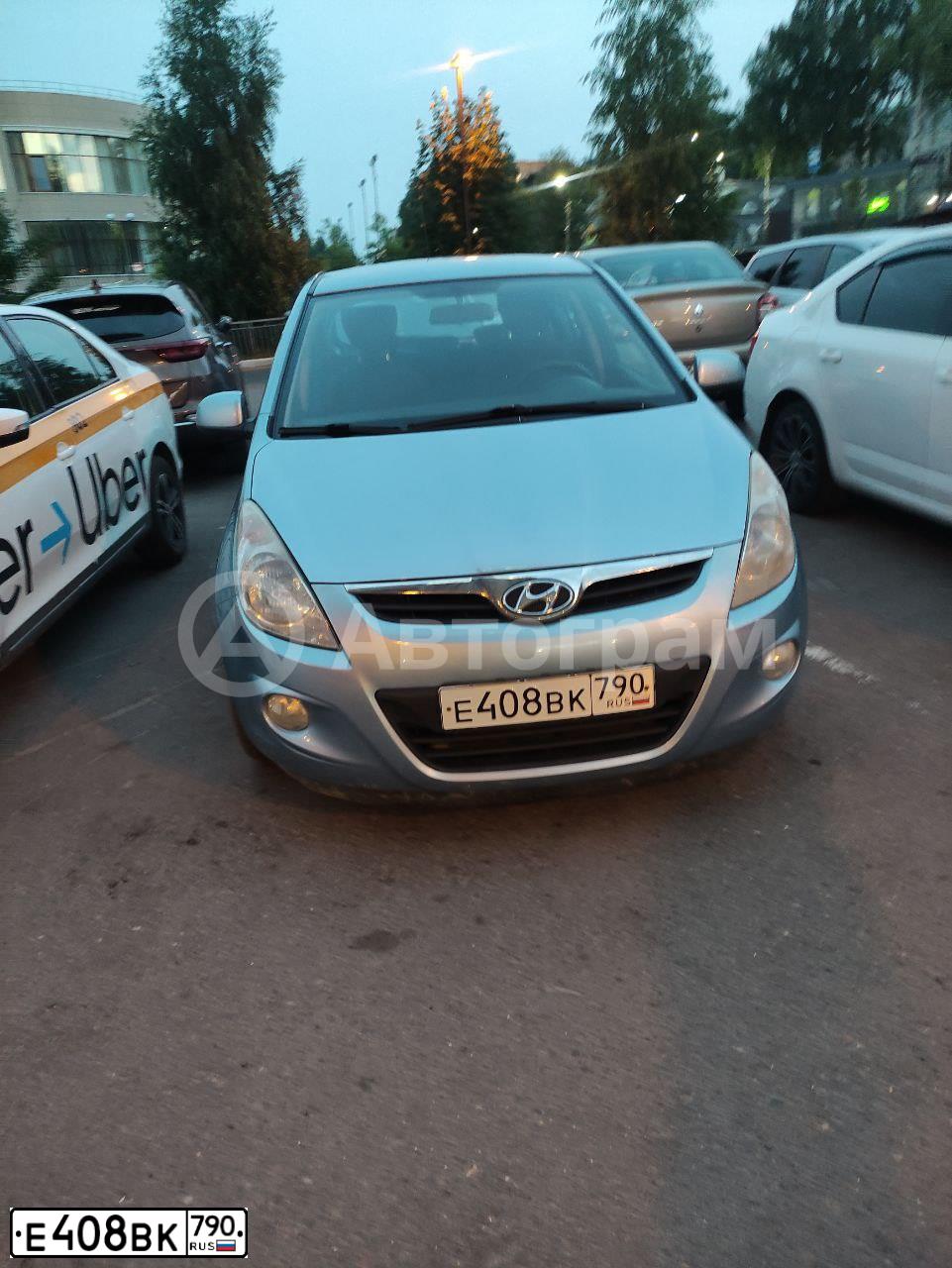 Фото автомобиля HYUNDAI I20, 2010 — госномер М145СВ71. Цвет: голубой