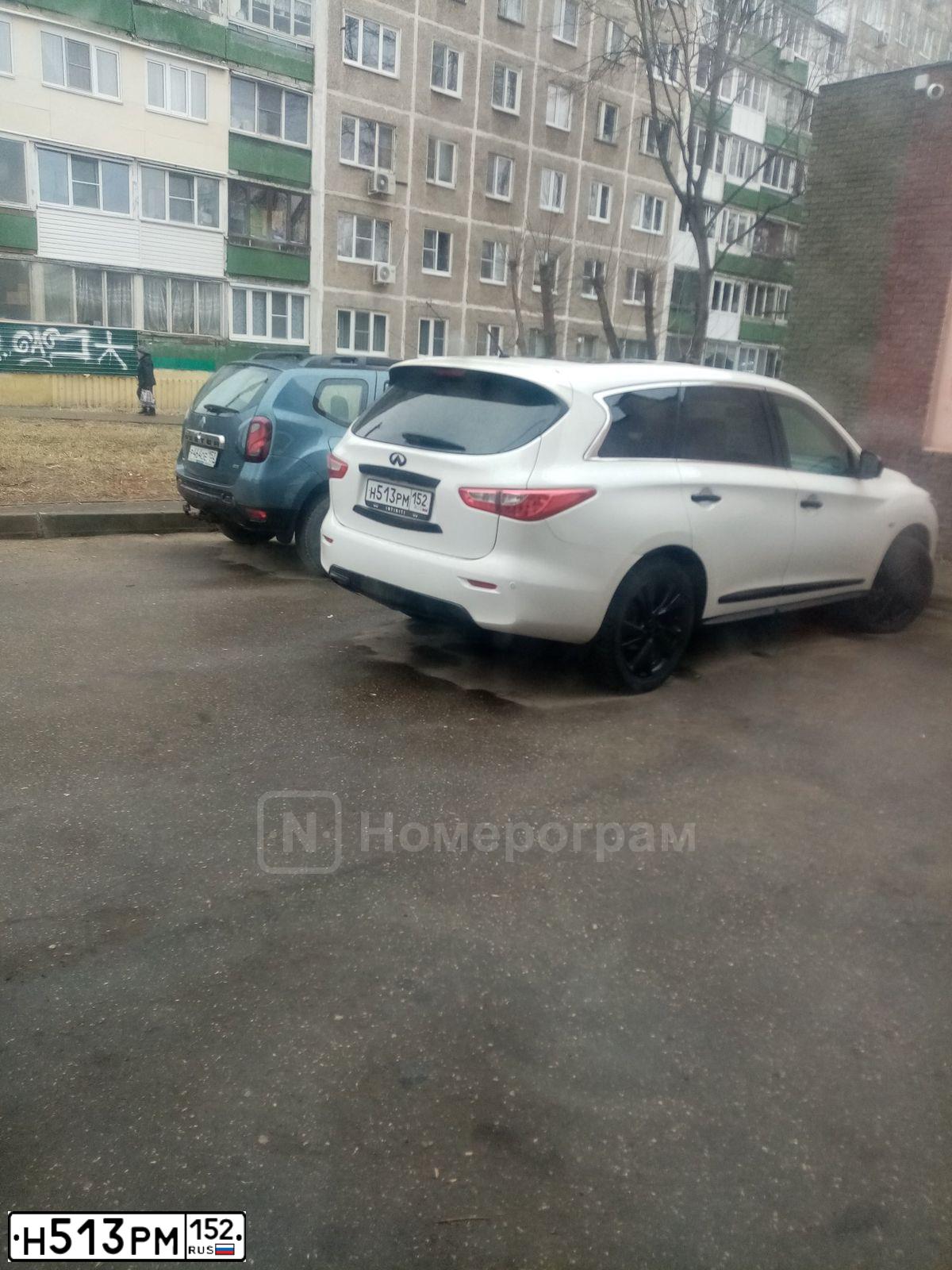 Фото автомобиля INFINITI QX60 /JX/, 2013 — госномер Н513РМ152. Цвет: БЕЛЫЙ