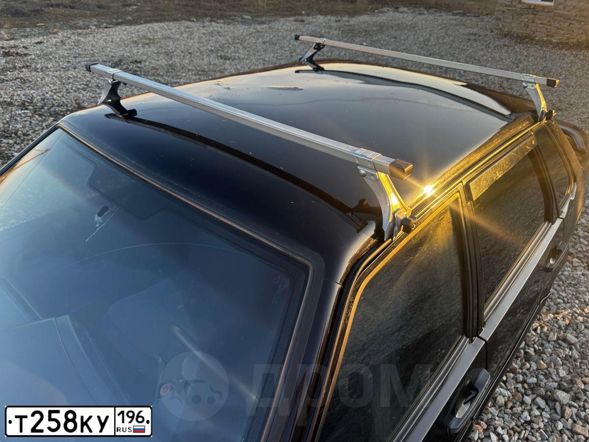 Фото автомобиля LADA 2115 SAMARA, 2008 — госномер Т258КУ196. Цвет: Темно-зеленый