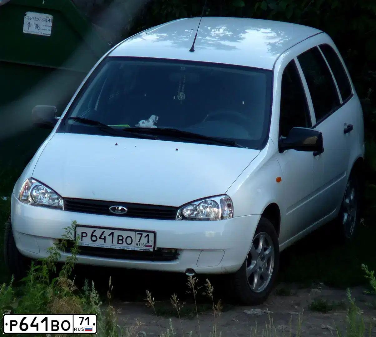 Фото автомобиля LADA 1117 KALINA, 2012 — госномер Т757ОО71. Цвет: Белый