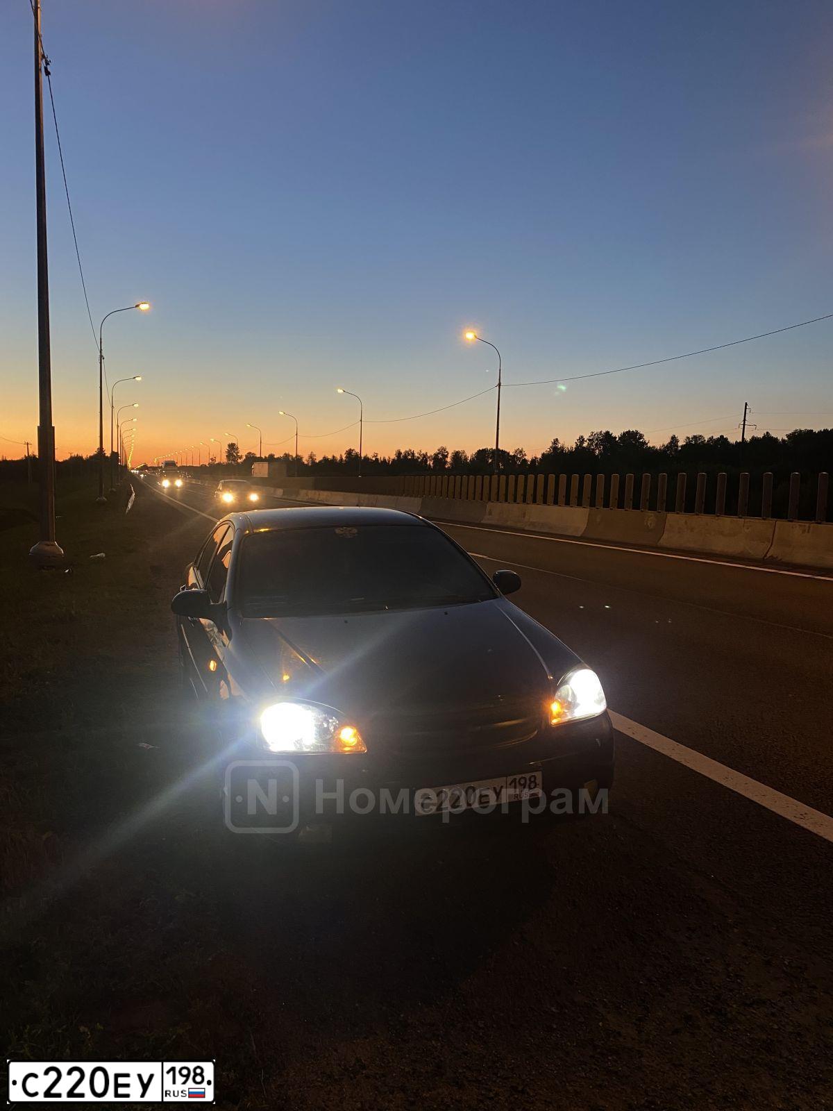 Фото автомобиля CHEVROLET LACETTI, 2007 — госномер Р301ВМ05. Цвет: ЧЕРНЫЙ