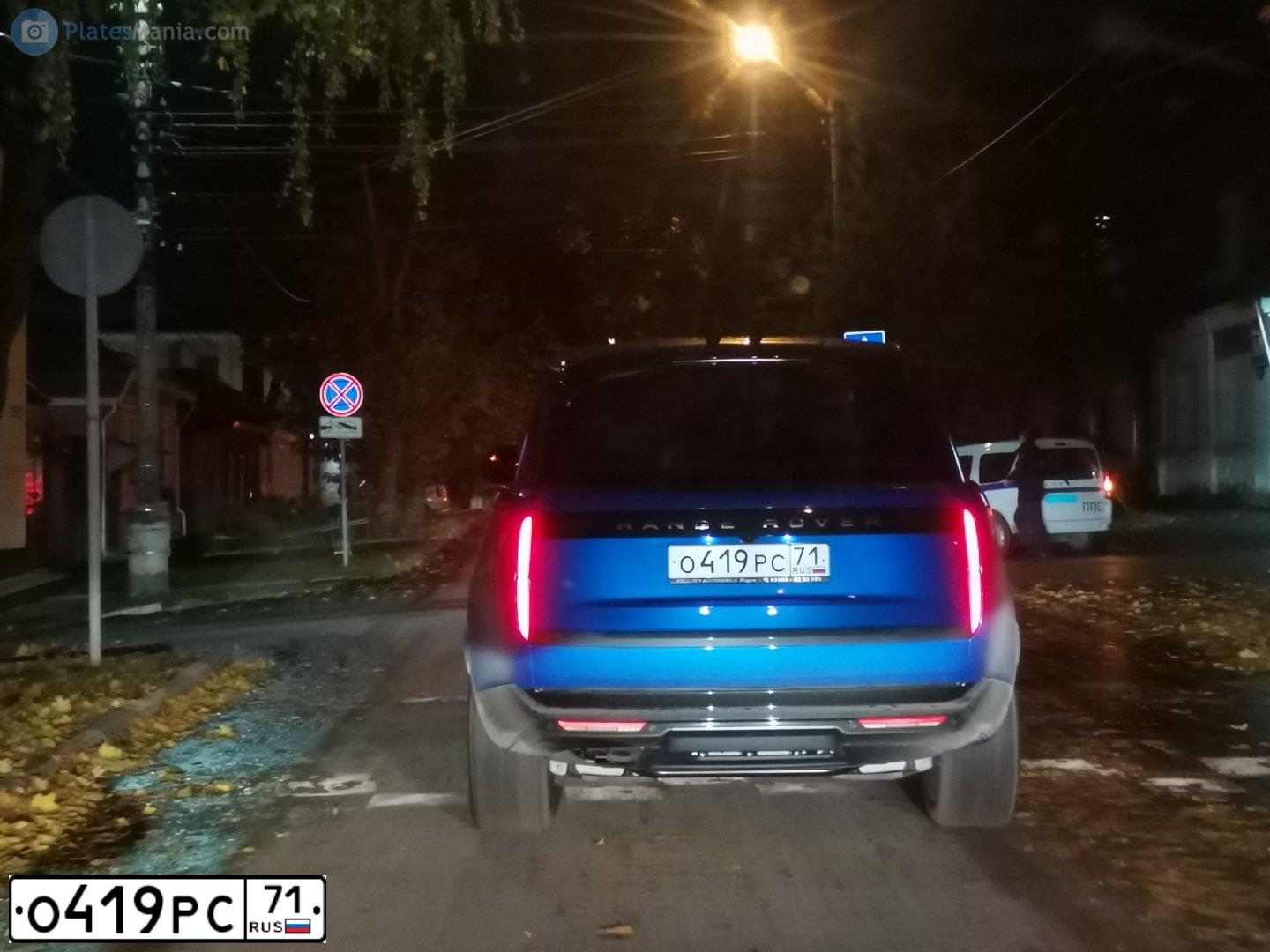 Фото автомобиля LAND ROVER RANGE ROVER, 2023 — госномер О419РС71. Цвет: синий