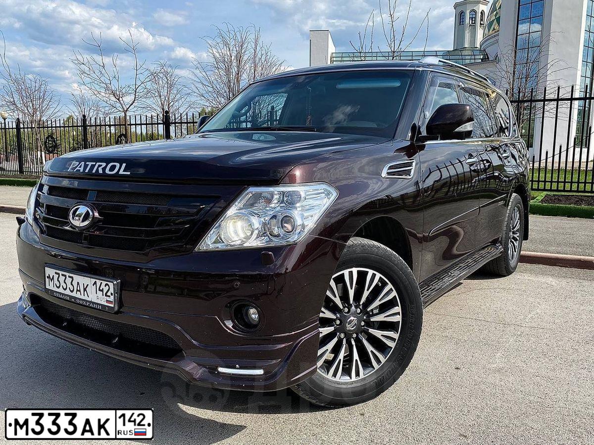 Фото автомобиля NISSAN PATROL, 2011 — госномер Т401АН154. Цвет: ТЕМНО-БОРДОВЫЙ