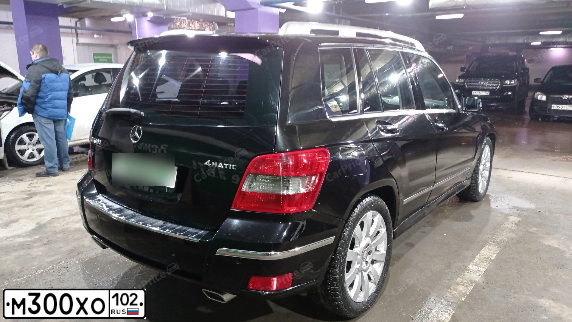 Фото автомобиля MERCEDES GLK-KLASSE, 2011 — госномер М300ХО102. Цвет: ЧЕРНЫЙ