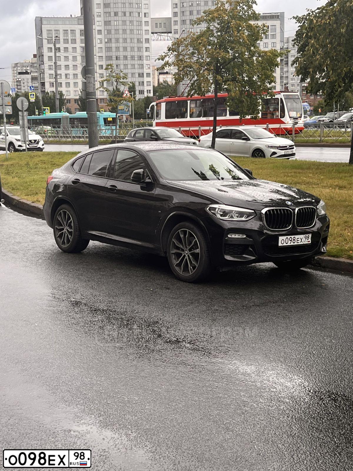 Фото автомобиля BMW 530D, 2016 — госномер А777ТТ147. Цвет: ЧЕРНЫЙ