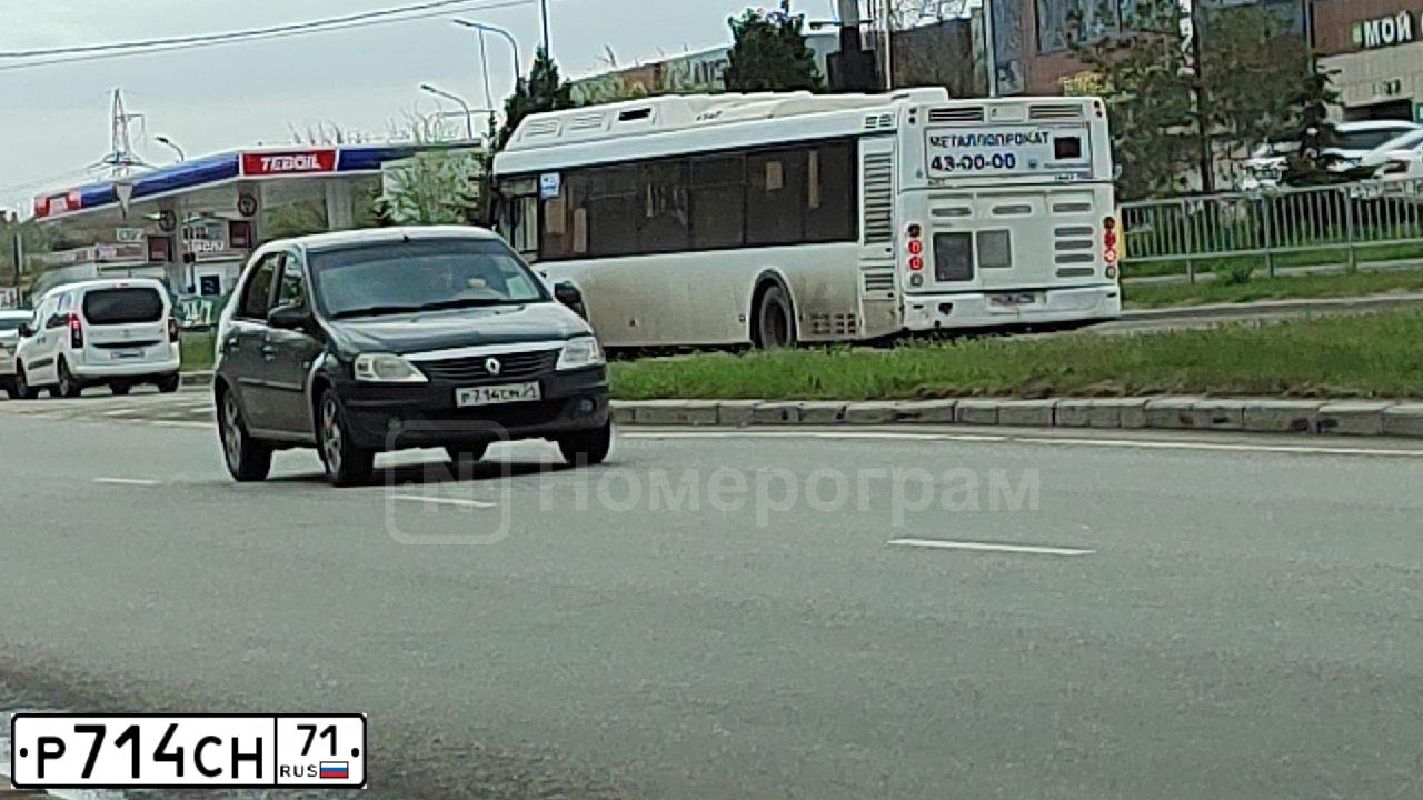 Фото автомобиля LADA 2131 NIVA, 2004 — госномер В444ОК97. Цвет: СВЕТЛО-СЕРЕБРИСТЫЙ МЕТАЛЛ