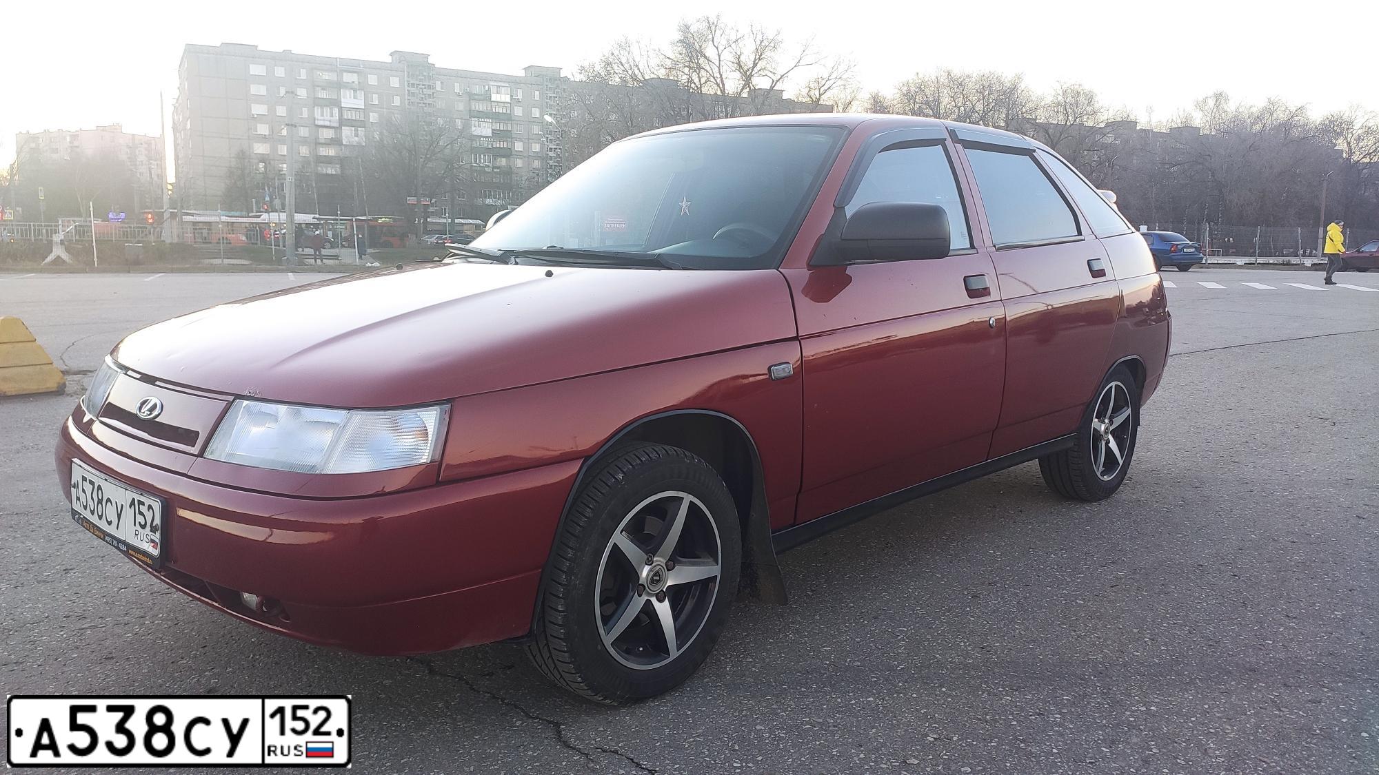 Фото автомобиля LADA 2112 LADA, 2007 — госномер А538СУ152. Цвет: ТЕМНО-КРАСНЫЙ