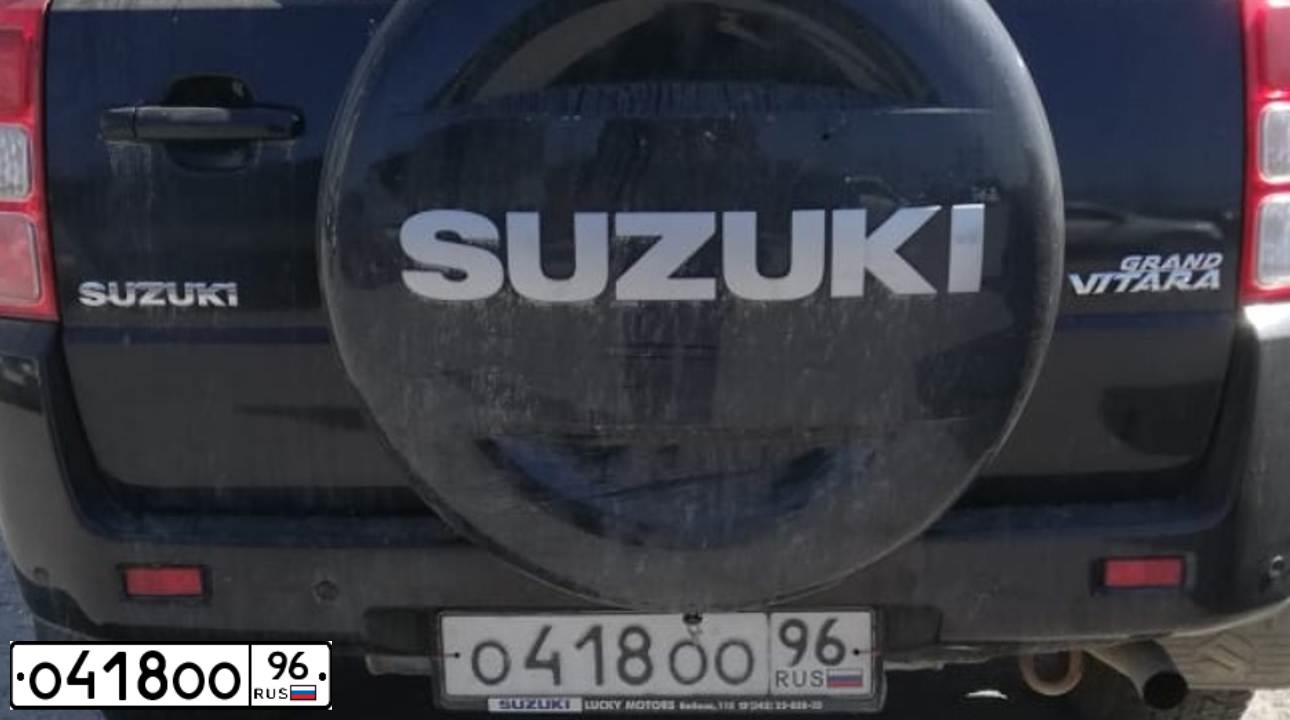 Фото автомобиля SUZUKI /GRAND/ VITARA, 2010 — госномер О418ОО96. Цвет: ЧЕРНЫЙ