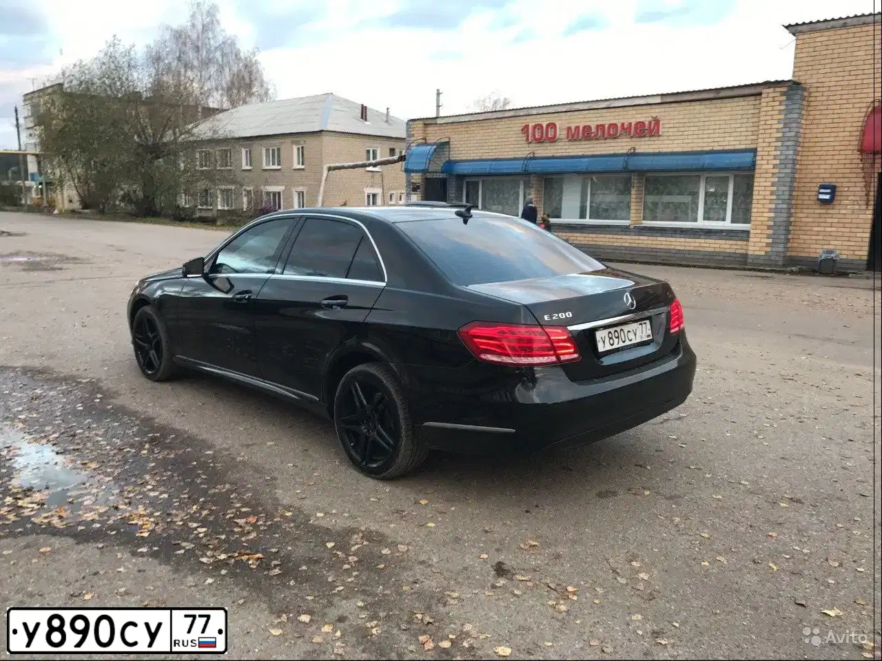 Фото автомобиля MERCEDES E-KLASSE, 2013 — госномер Р960КХ152. Цвет: ЧЕРНЫЙ