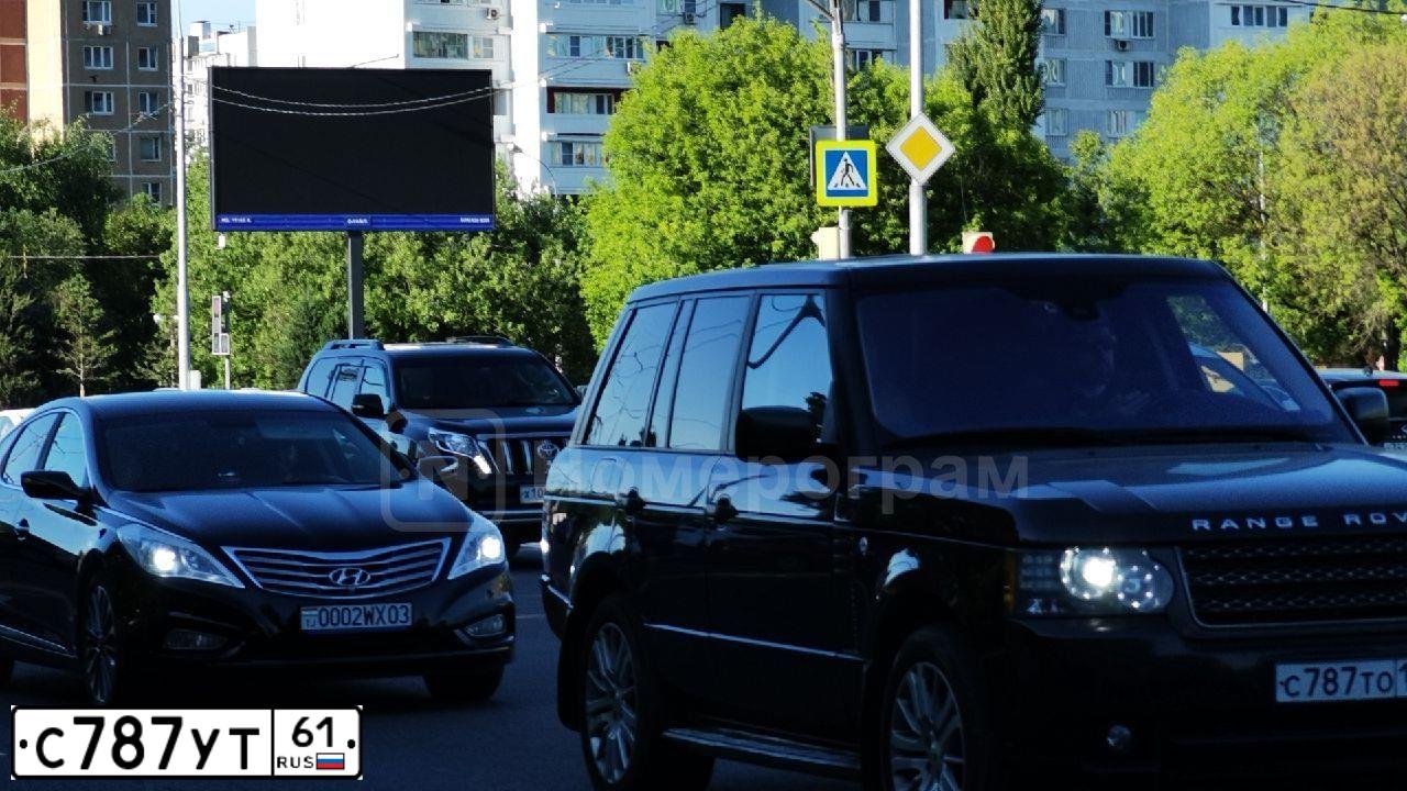 Фото автомобиля LADA 2112 LADA, 2006 — госномер С787УТ61. Цвет: СРЕДНИЙ СЕРО-ЗЕЛЕНЫЙ МЕТ.