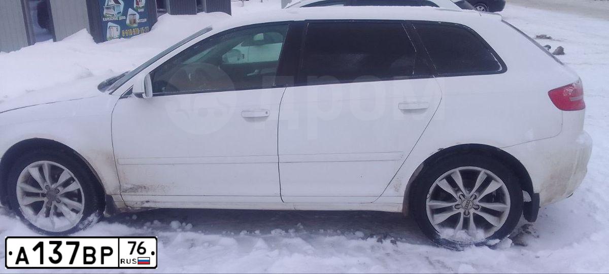 Фото автомобиля AUDI A3, 2010 — госномер А137ВР76. Цвет: Белый