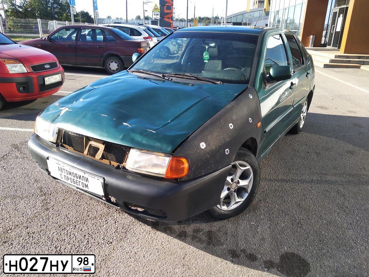 Фото автомобиля FORD FUSION, 2007 — госномер Т436СР124. Цвет: Красный