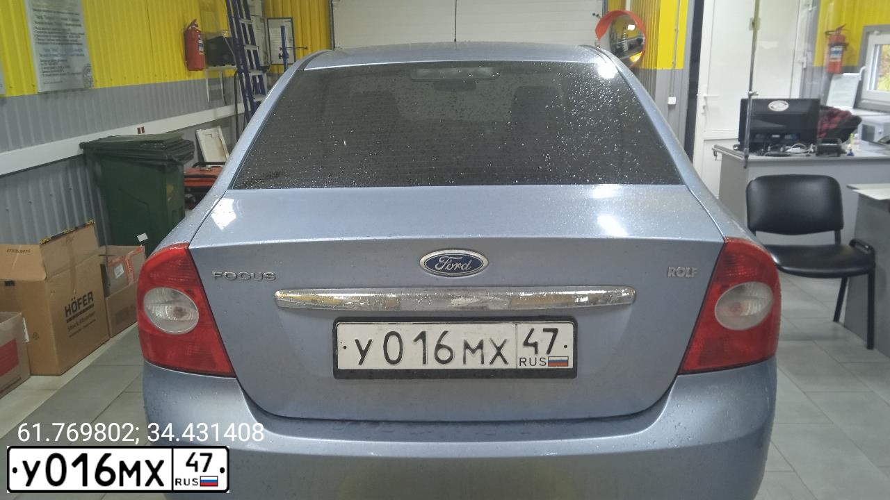 Фото автомобиля FORD FOCUS, 2008 — госномер О356ОВ98. Цвет: Светло-Серо-Голубой